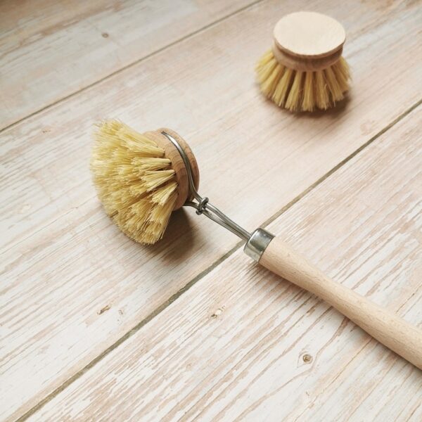 Brosse à vaisselle en bois