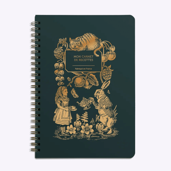 Carnet de recettes Wonderland vert sapin de la marque Les Editions du Paon
