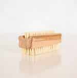 Brosse à ongles en bois
